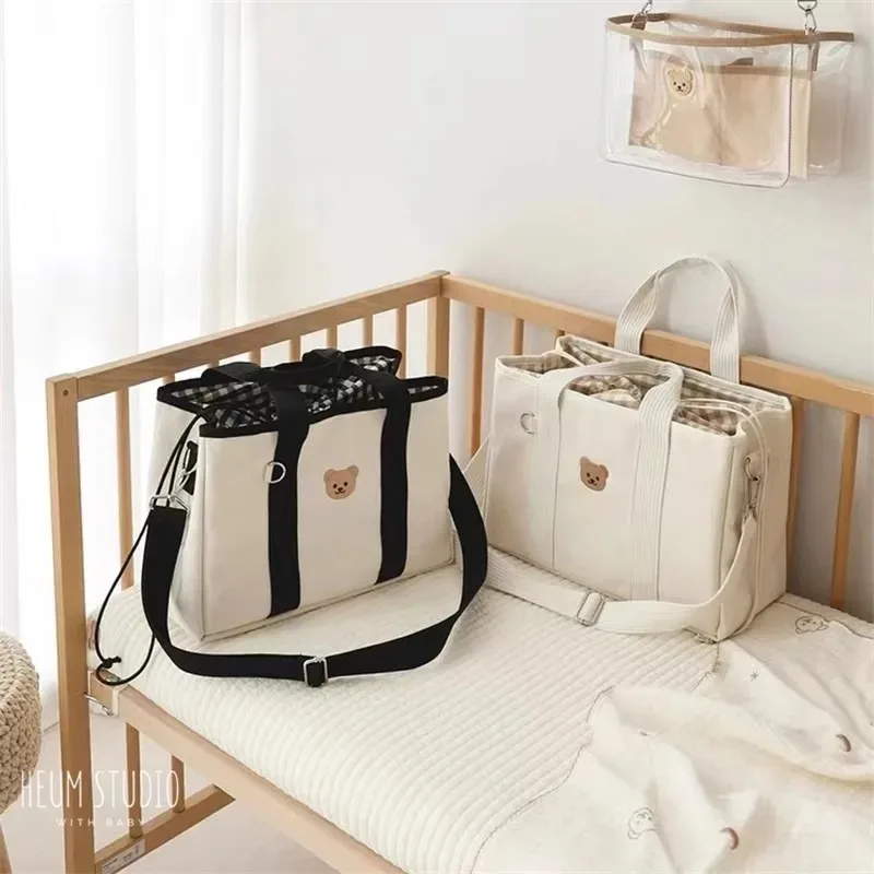 Korea Style Newborn Baby Care Diaper Bag Mummy Shoulder Bag Embroidery Quilted Stroller Diaper Storage Organizer Large Handbags