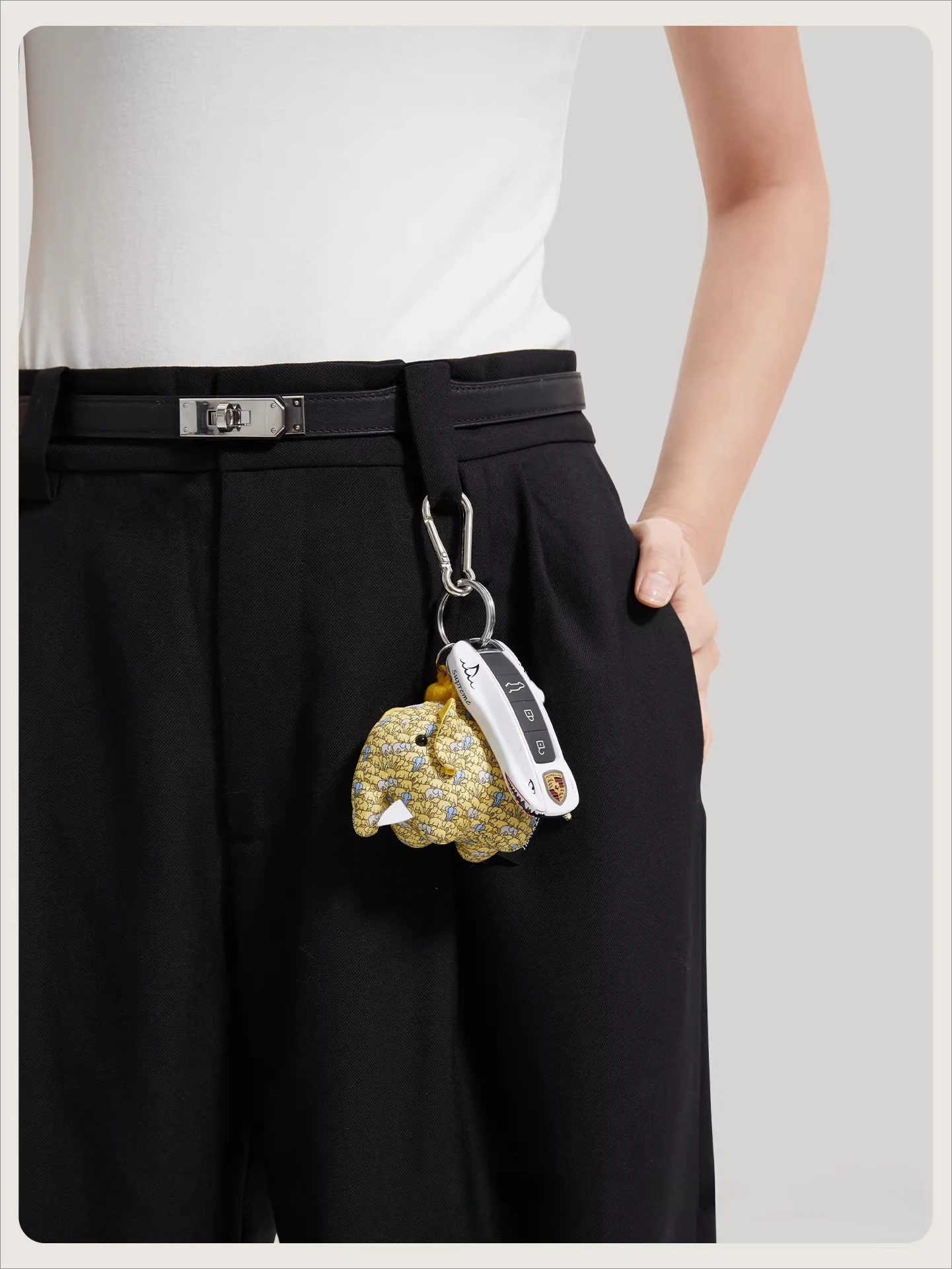 2026-women's-light-luxury-elephant-keychain-mulberry-silk-silk-bread-hanging-car-accessories-bag-pendant