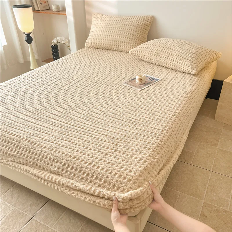 

3Pcs Waffle Velvet Fitted Bed Sheet With Elastic Band Anti-slip Adjustable Mattress Cover Thick Warm Bed Cover With Pillowcases