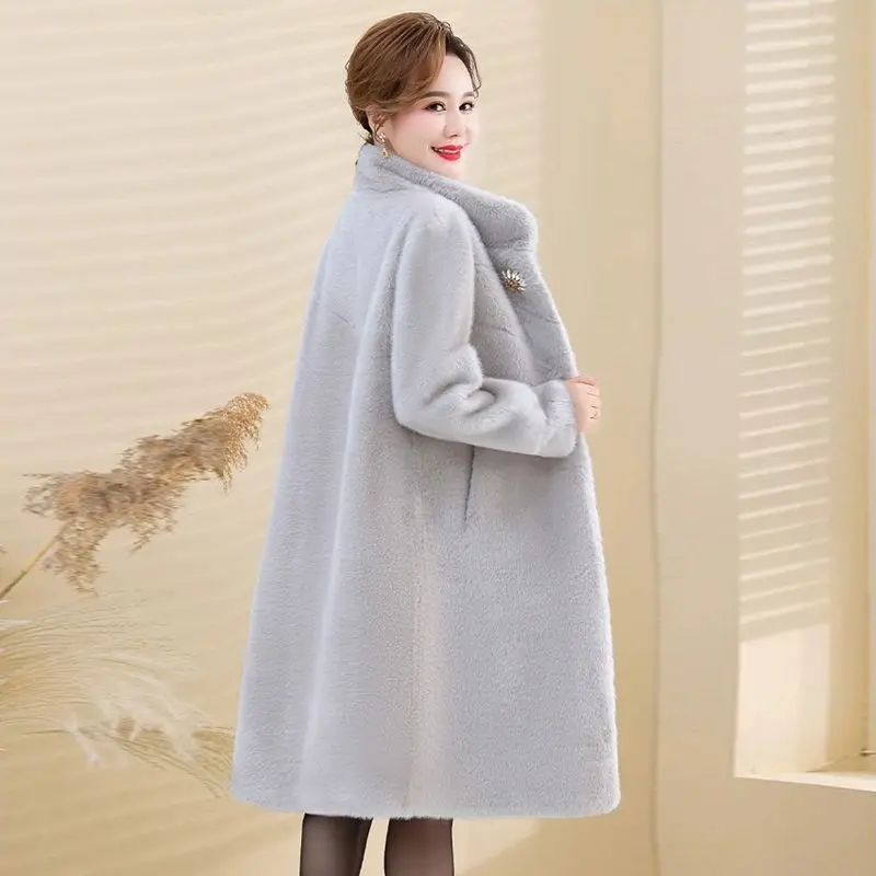 2025 new winter mink fur coat women Fashion Elegant middle-aged mom Stand collar long Warm fur jacket Female loose overcoat T825