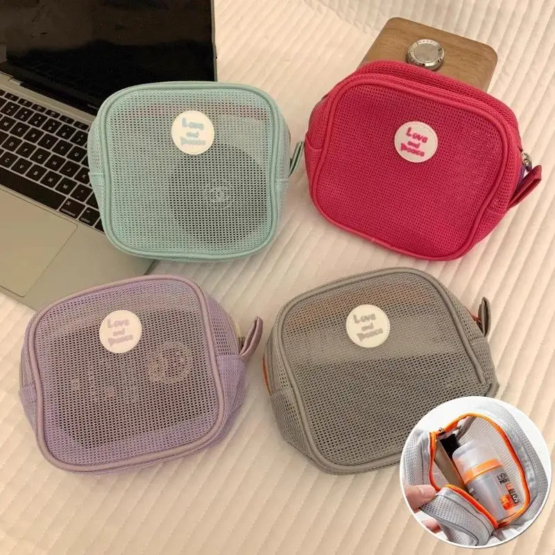 Portable Mesh Cosmetic Bag Breathable Design Sturdy Zipper Lightweight Makeup Pouch for Travel Daily Use