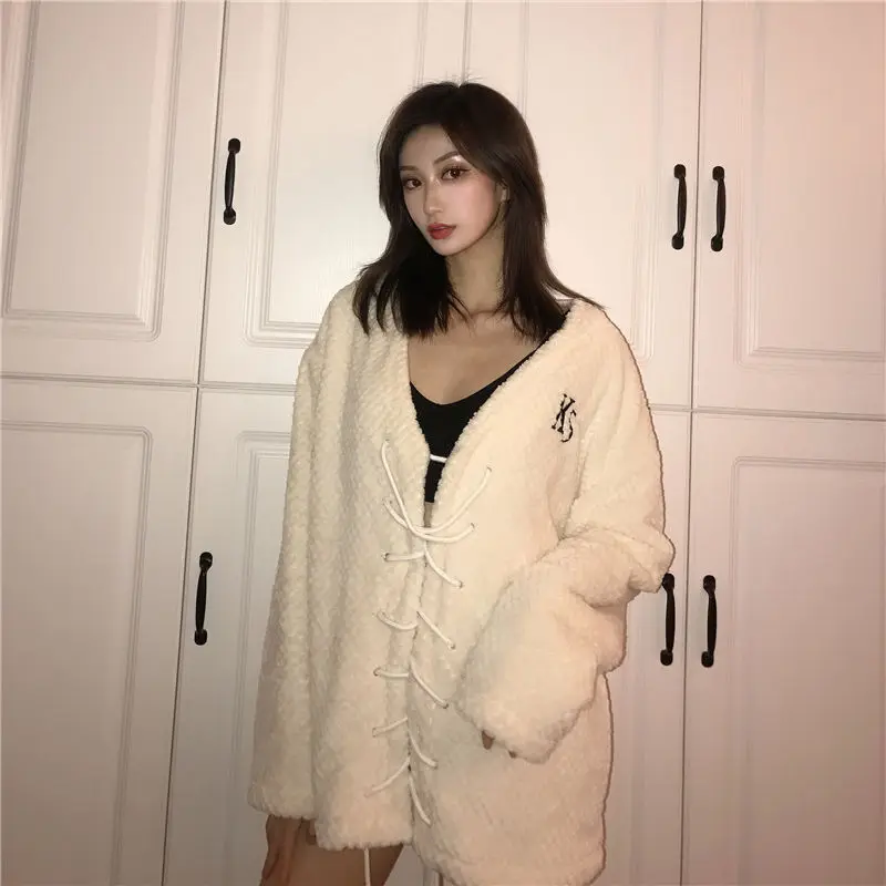 Jacket Sweater Letter Printing V-Neck Lace Design Warm Y2K Women Coat Sexy Loose Coat Long Sleeve Thickened Oversized Coat Woman