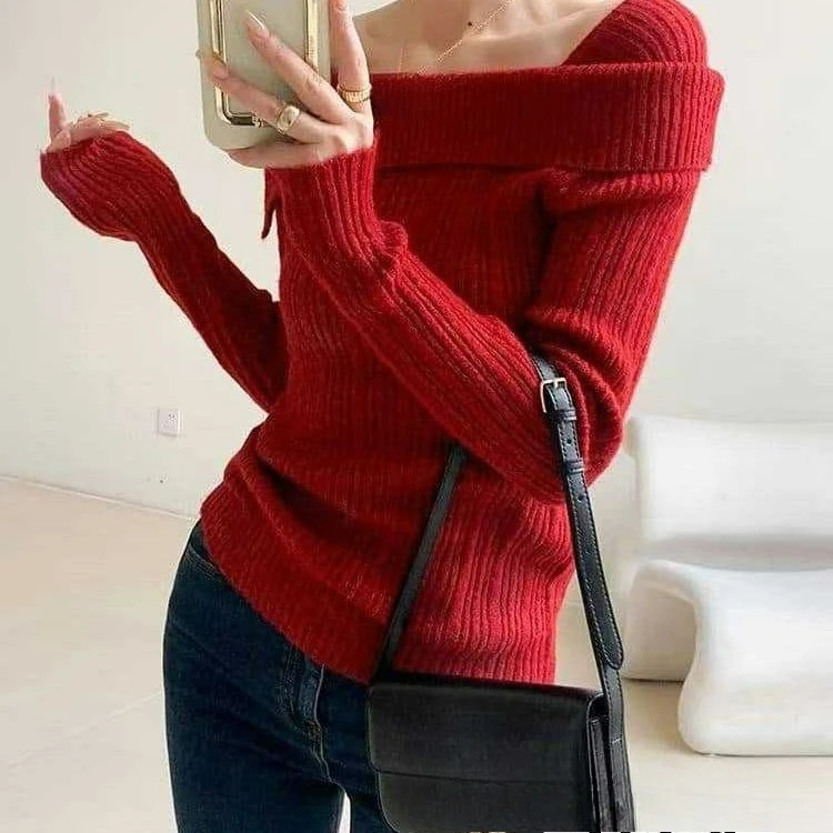 

2025 Winter Sweater Slim Fit Waist Cinched Top for Commuting Women Sexy Off Shoulder Pullover Knitted Sweater