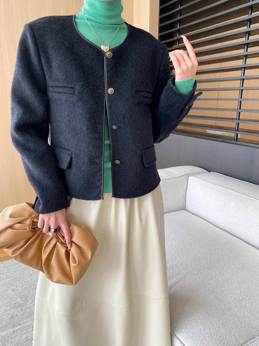 Spring and Autumn Women's Casual Solid Color Round Neck Long Sleeve Pocket Decorative Jacket