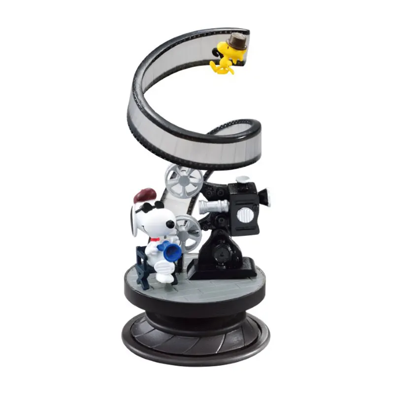 Gran oferta, caja ciega Re-Ment Snoopy Series, Diorama en espiral, escena en miniatura, decoración de escritorio, regalo de cumpleaños para niña