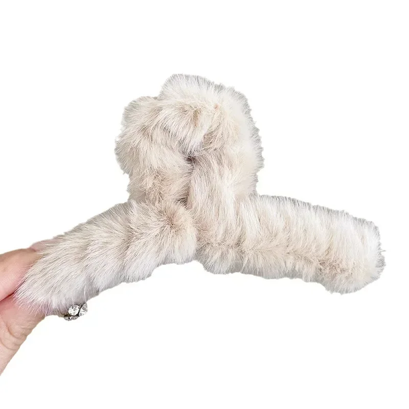 Fluffy Plush Faux Fur Big Crab Hair Claw Clips Women Girls Winter Ponytail Holder Hair Barrettes Clamps Hair Accessories Cheap