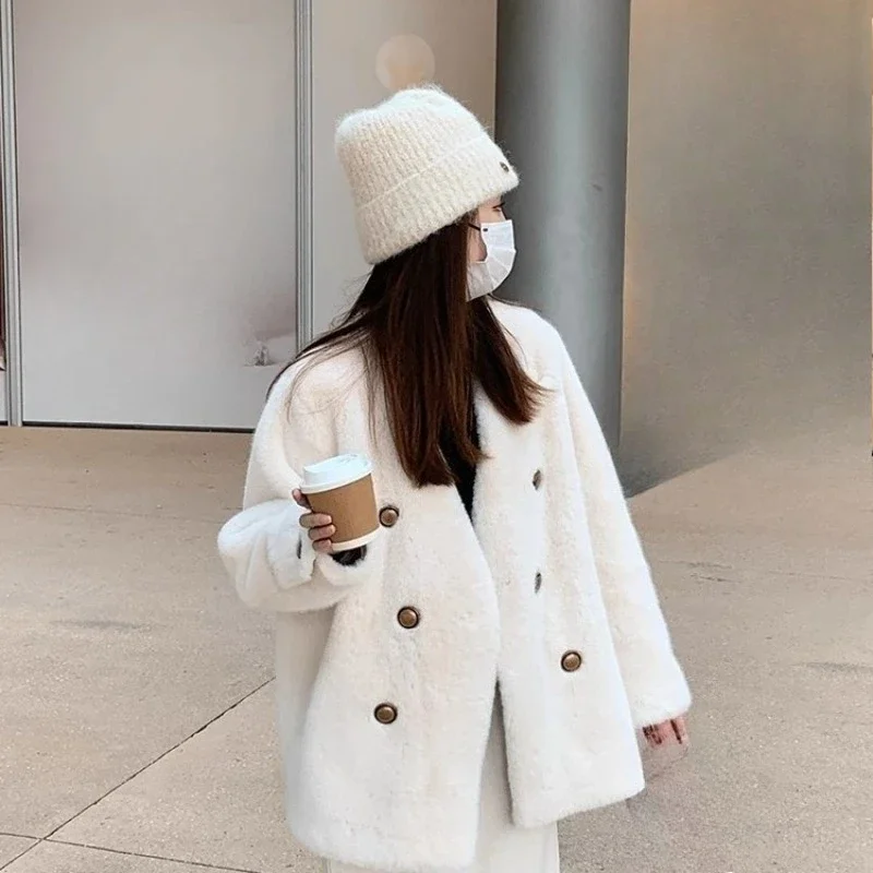 เสื้อแจ็คเก็ตเหมาเหมา รุ่นใหม่สำหรับฤดูหนาว สวยงาม อารมณ์หรูหรา อ่อนโยน แฟชั่นหลวม ขนเฟอร์มิงค์เทียมแบบผสมผสาน