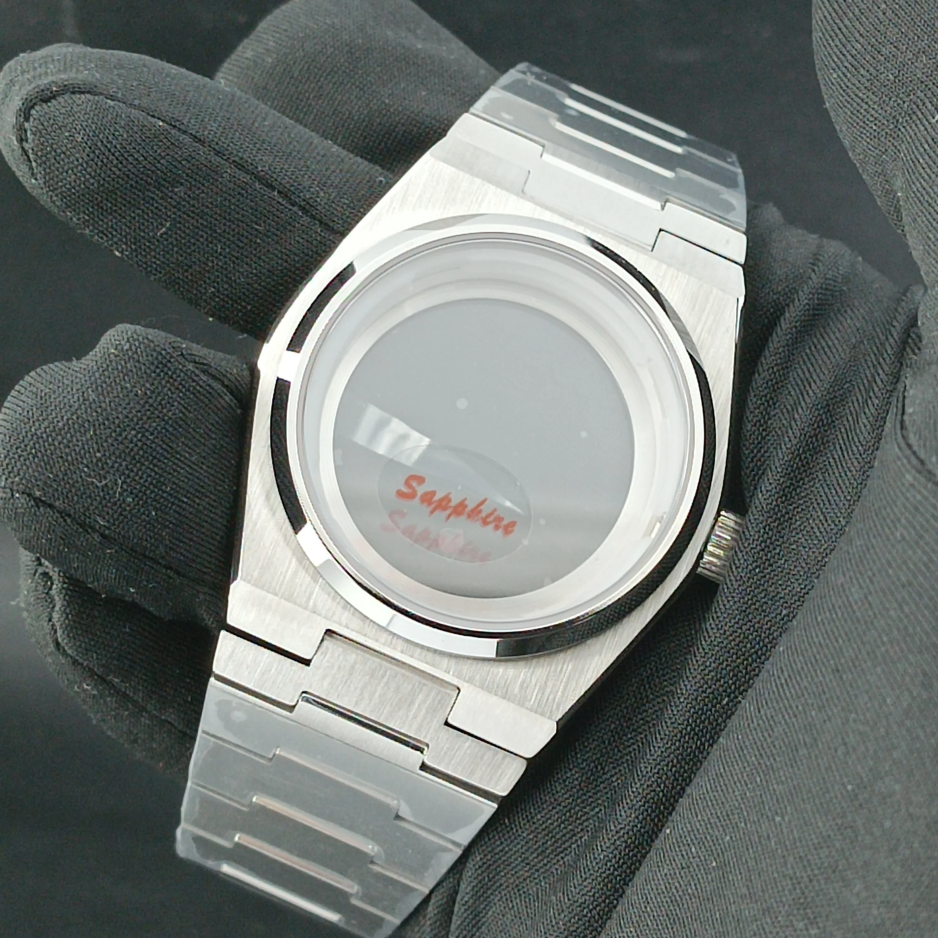 40mm waterproof watch case suitable for NH35 NH36 movement and 31mm dial installation 316L stainless steel sapphire glass