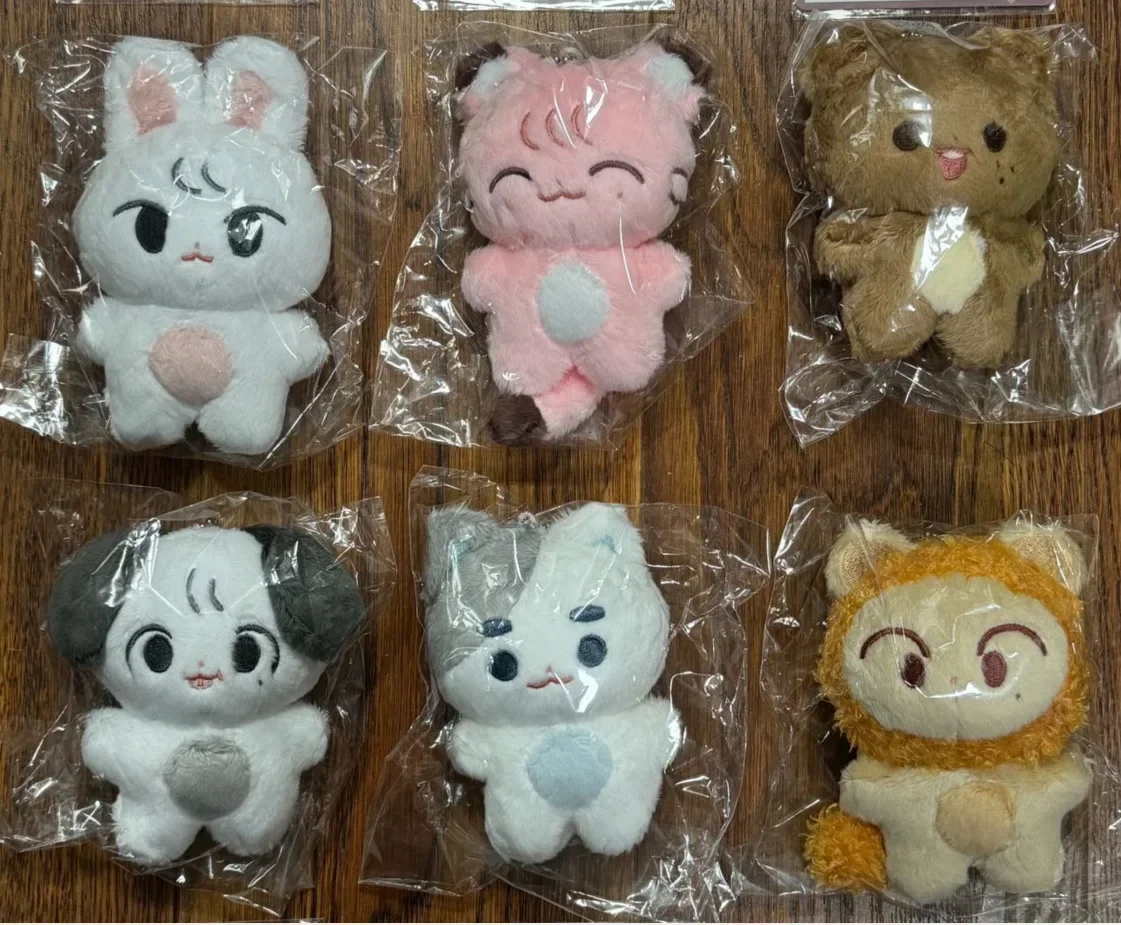 

Kpop NCT127 JaeHyun Pink Rabbit Doll Taeyong NaJaemin Cheetah Lee Jeno Mark Same Style Soft Animals Plush Keyring Pendent Gifts