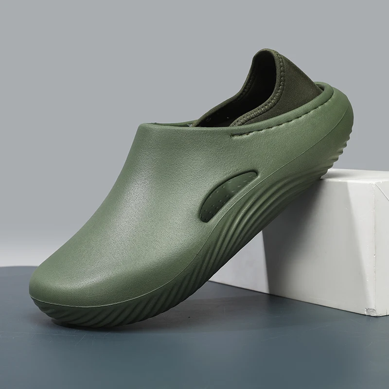 

Men Slippers WaterProof Anti Skid Chef Shoe Breathable Slip on Casual Home Slippers Lightweight Beach Sandals Male Garden Clogs
