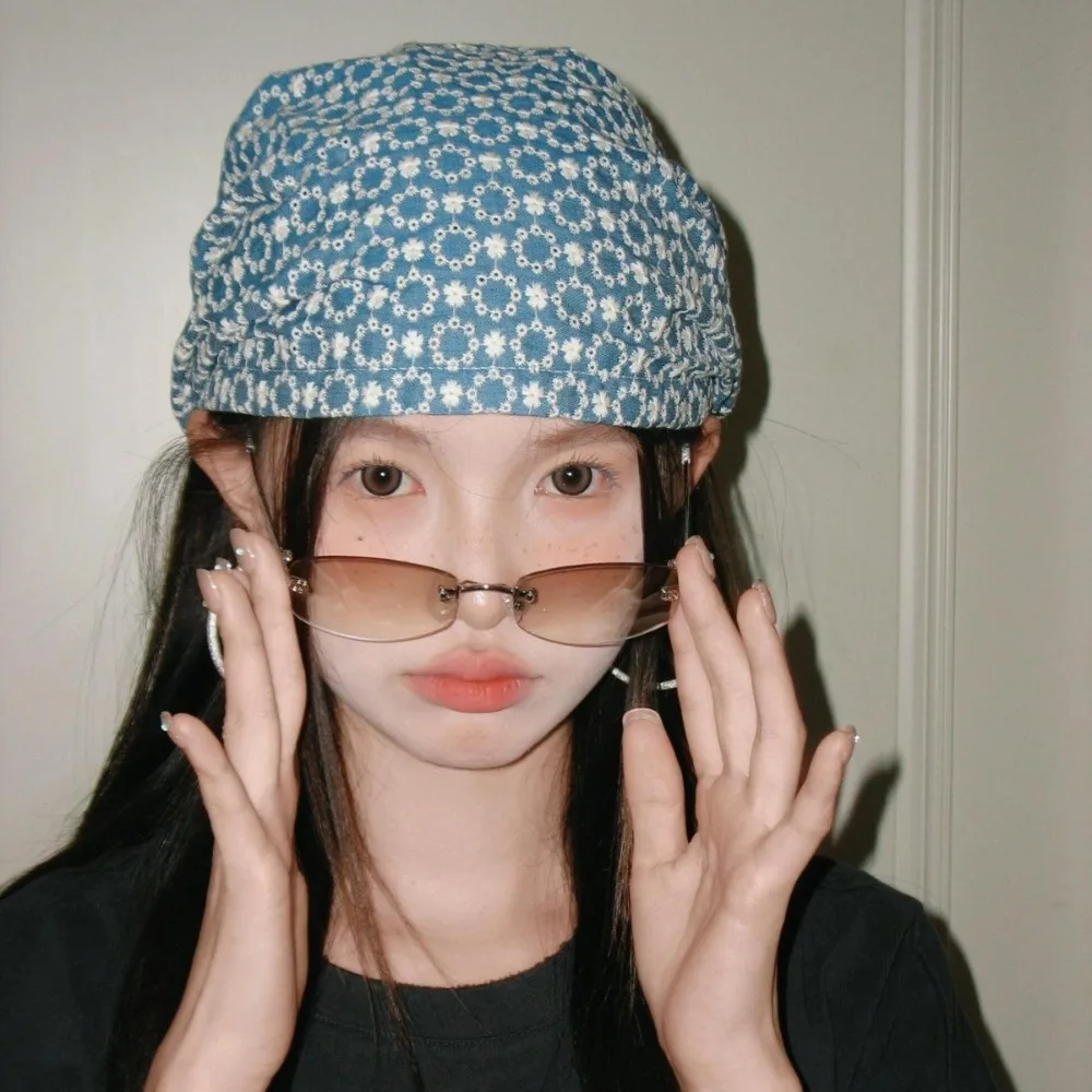 

Hip-hop Knitted Hat for Women'S Circle Flower Headband Niche Design Tie-up Seaside Vacation Hat High Version Holiday Gift