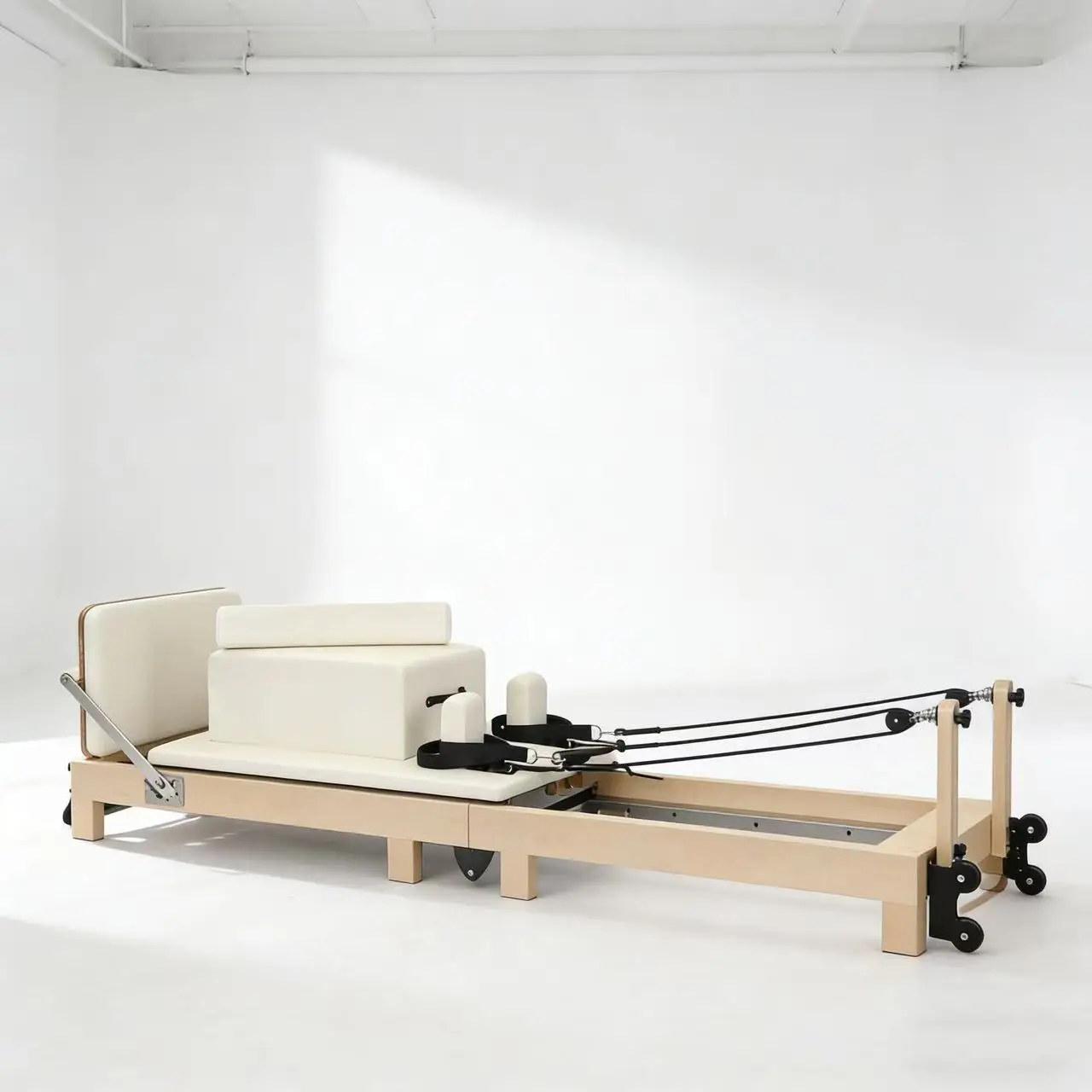 Faltbarer Pilates-Reformer – Fitnessgerät für Yogastudios, Turnhallen, private Clubs und den Heimgebrauch; Pilates Core Reformer, Ladder Barrel; Geeignet für Bodybuilding und Workouts; Lagerbestand in