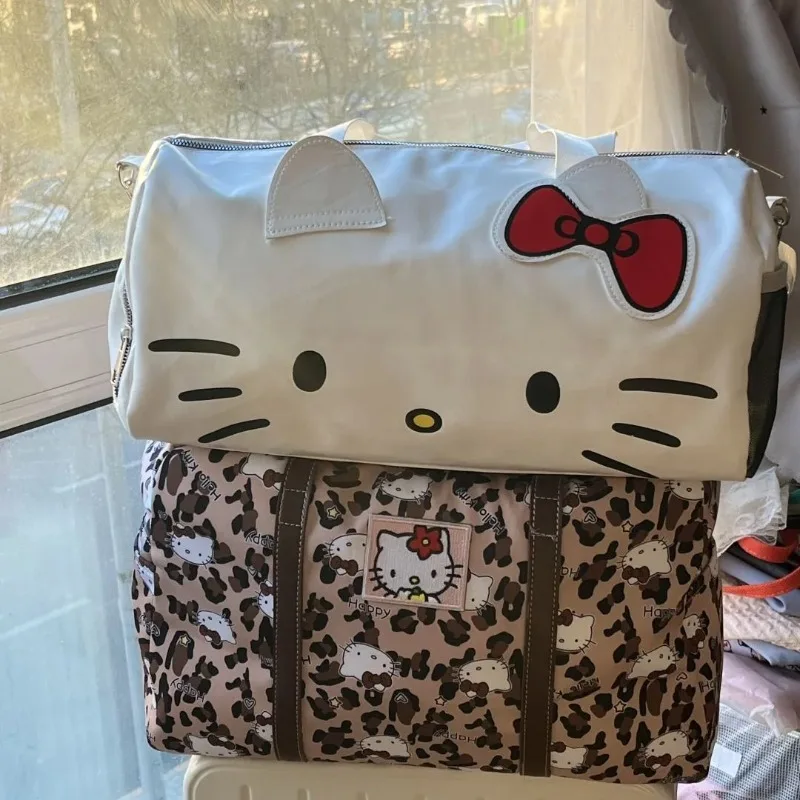 2025 Retro New Short Distance Travel Bag for Women, Fashion Leopard Pattern Hello Kitty, Large Capacity Storage Hand Luggage Bag