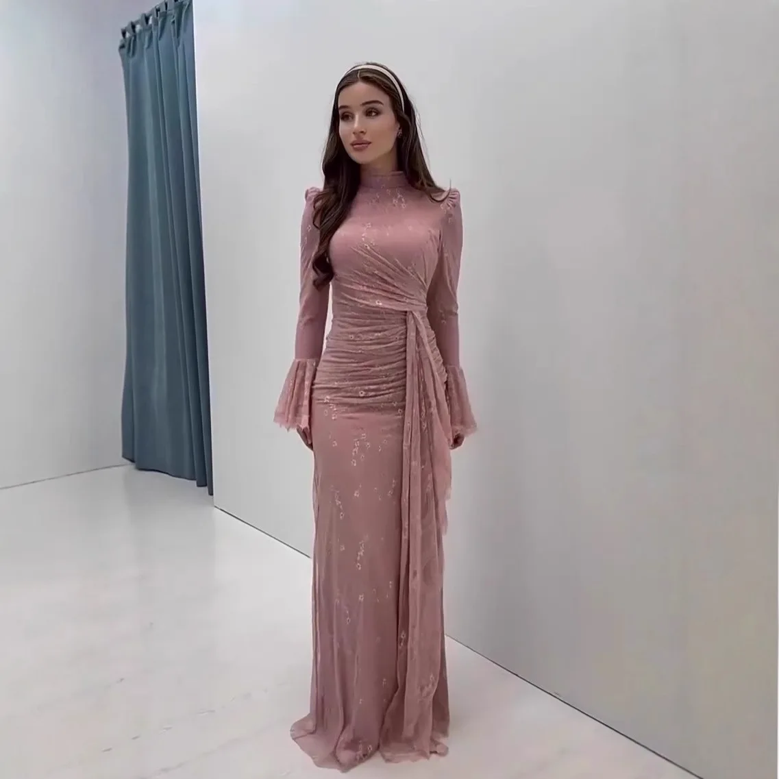 Dubai Women Dress A…