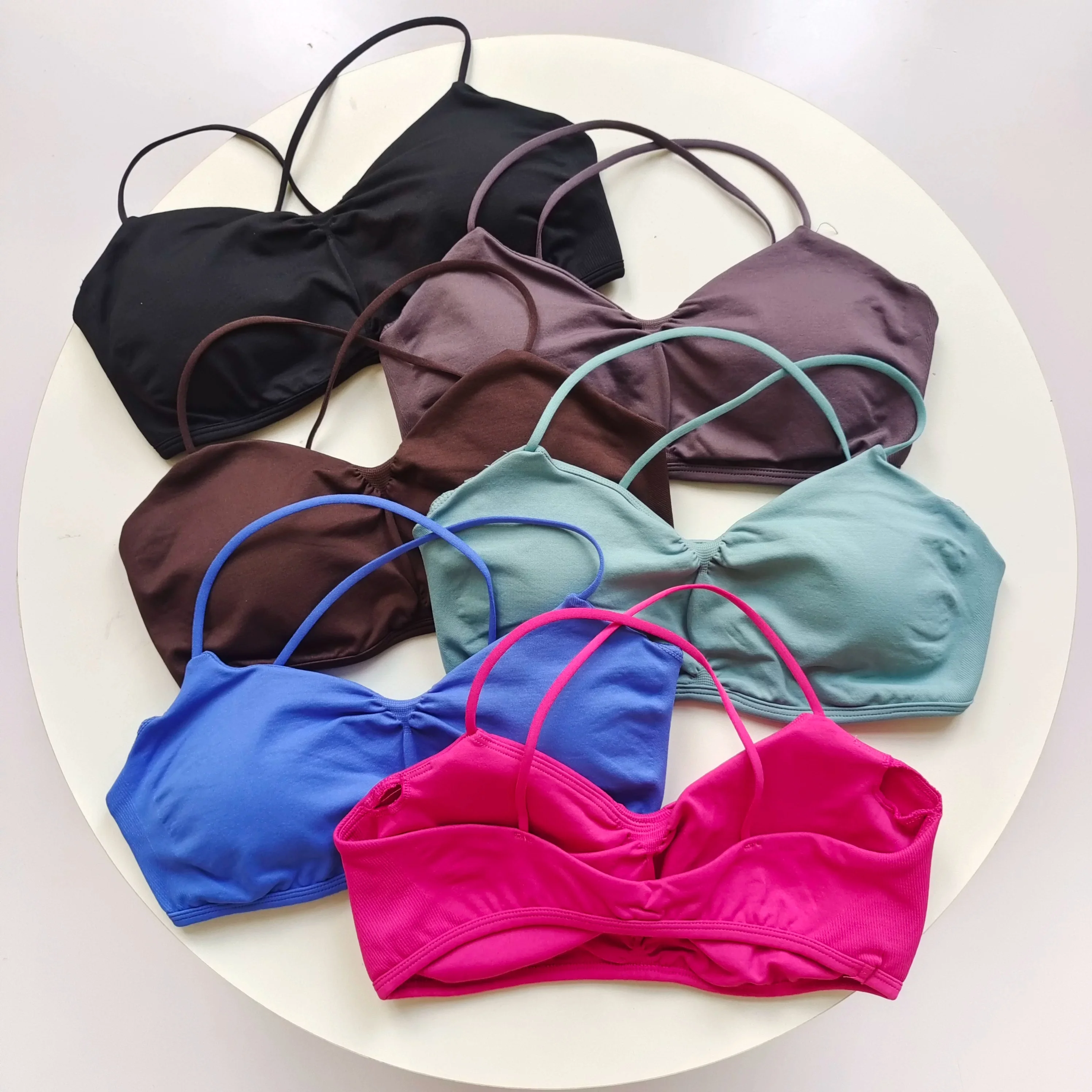 sutia-esportivo-feminino-com-alcas-finas-e-costas-abertas-bojo-removivel-para-yoga-e-academia-top-halter-para-treino