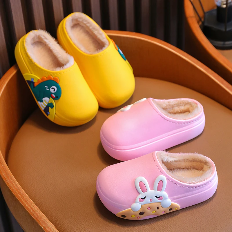 

2025 New Kids' Cotton Slippers Winter Indoor Non-Slip Waterproof Warm House Shoes with Soft Sole for Boys and Girls