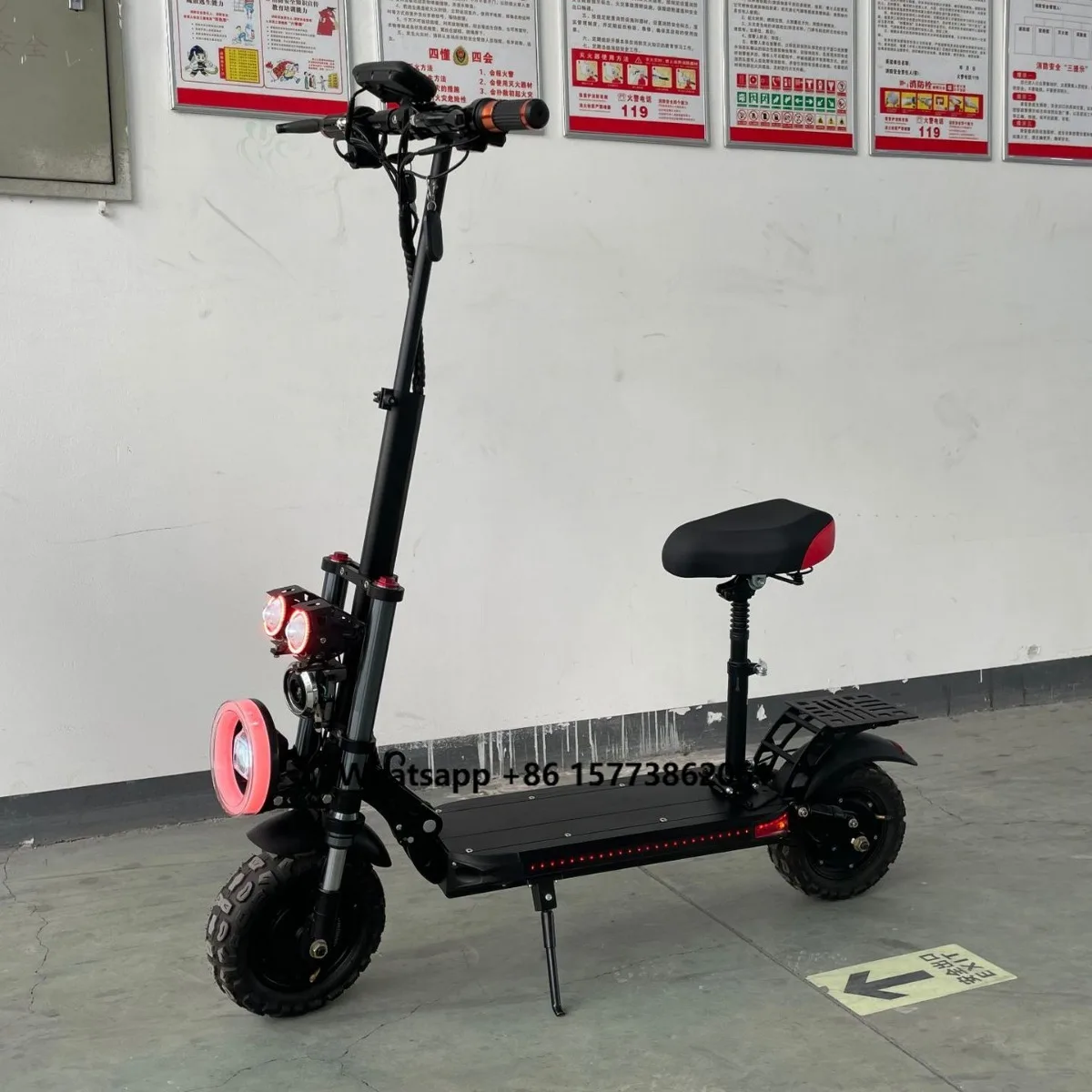 

High-Speed Skateboard 1200W Brushless Electronic Control Electric Scooter 11inch Dual-Drive Off-Road Factory