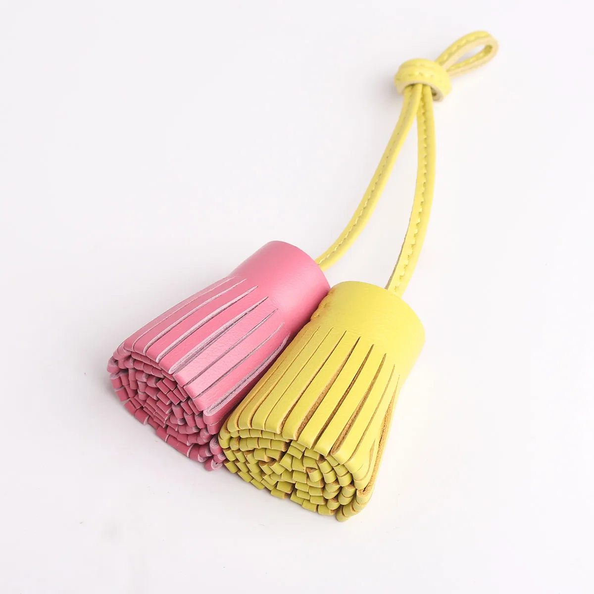 Famous Designer Luxury Fashion Soft Genuine Leather Tassel Keychain Pendant For Backpack Women Girls Bag Charm Accessories