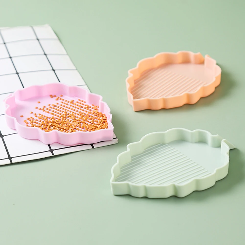 4 Pcs Multiple Color Diamond Art Paints Accessories Tray Rhinestone Accessories Leaf Craft Tool for Rhinestone Stones Organizer