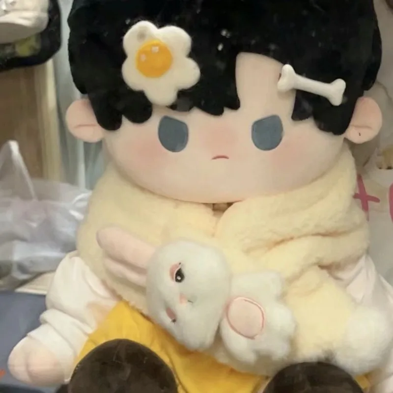 Ataque a los Titanes Rivaille Ackerman 40CM atributo postura sentada Linda muñeca de algodón juguetes de peluche de dibujos animados juguetes de peluche regalo de peluche