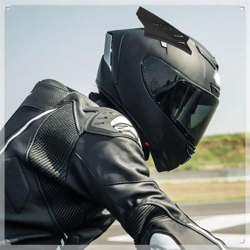 

2Pcs Helmet Racing Ear Horns Motorcycle Helmet Horns Punk Style Scooter Motorbike Helmet Horn Motorcycle Accessories