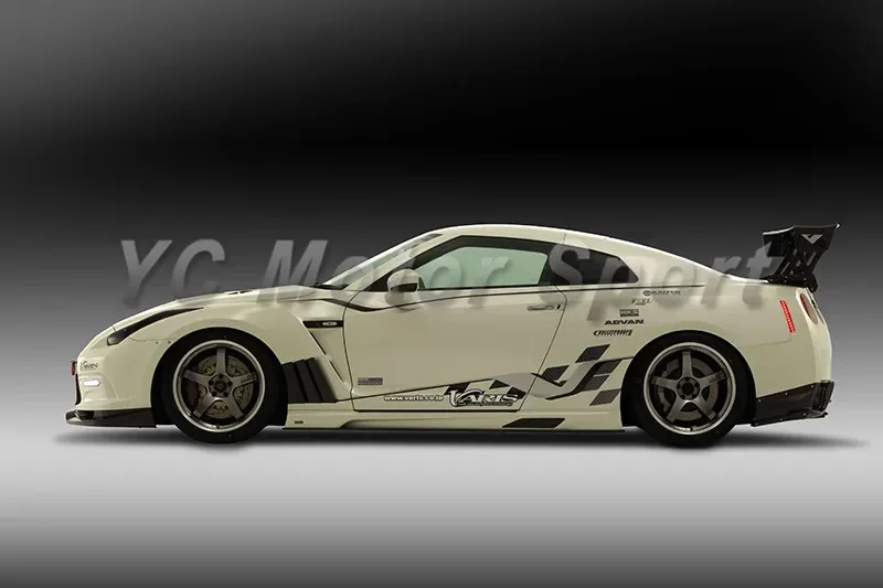 

Боковые пороги из стекловолокна FRP с карбоновой накладкой, подходят для R35 GTR CBA DBA VS'13 Ver. 2008-2014 гг. Стильные боковые юбки-накладки