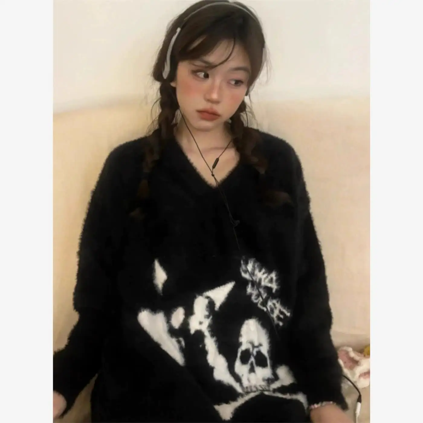 Soft Faux Fur Knitted Sweater Loose V-Ne Women's Autumn Winter Retro Punk Skull Pattern Comfortable Y2K Lazy Sle Top