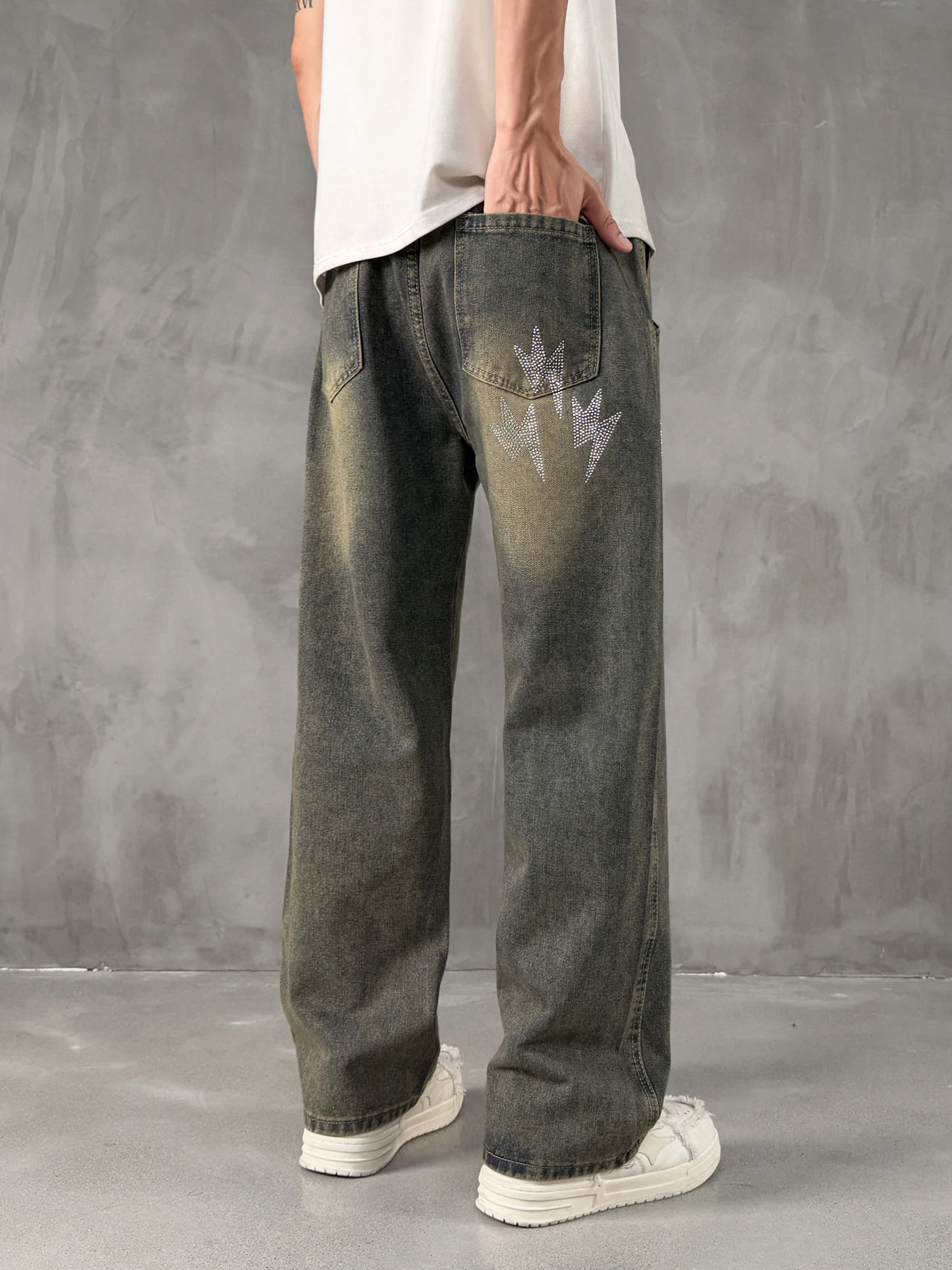 Men's Vintage High Waist Drawstring Loose Fit Denim Jeans with Embroidered Pockets Elastic Waistband for All Seasons