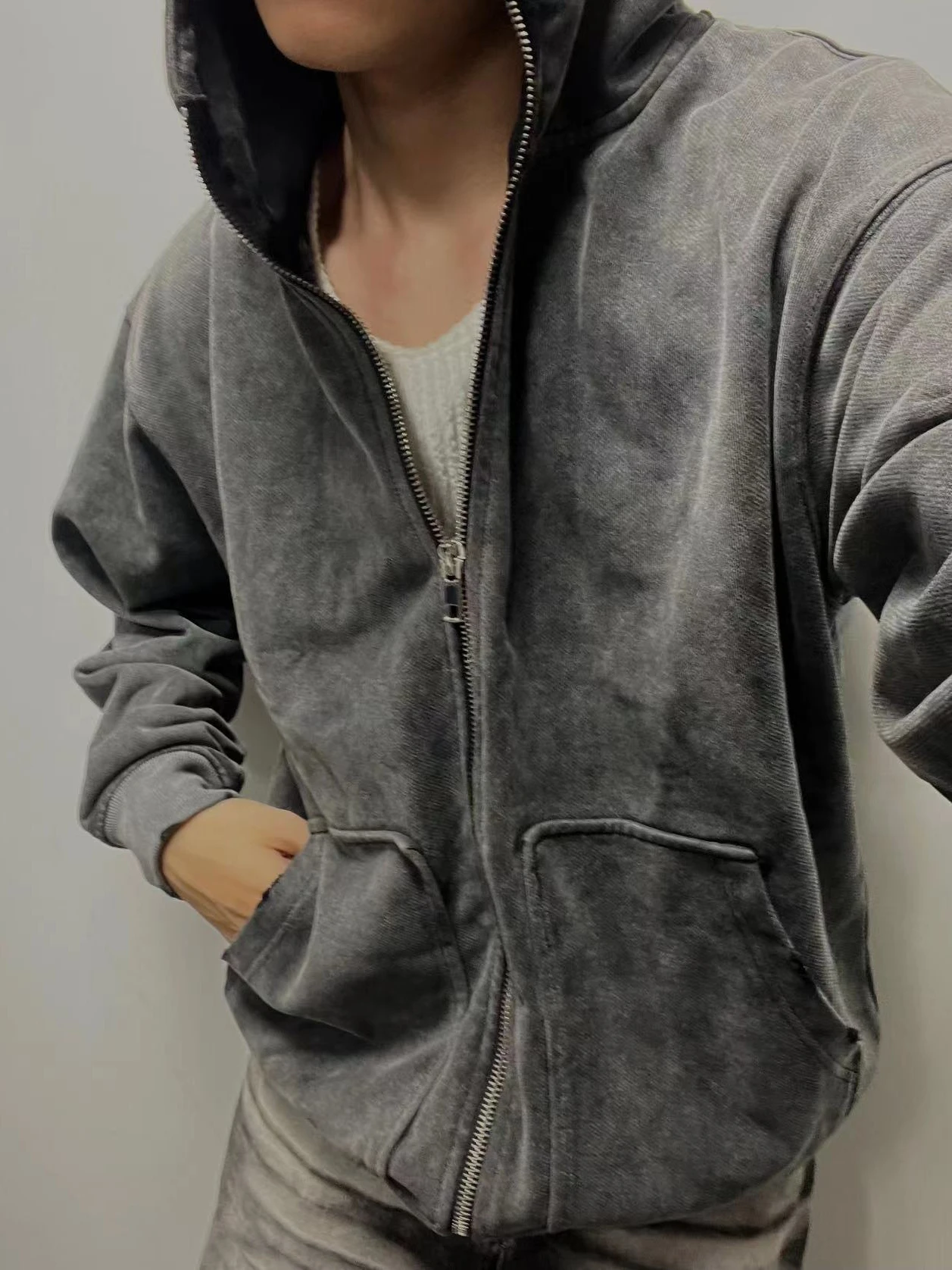 

Wasteland Style Gray Distressed Ripped Hooded Zipper Hoodie Washed Sweater Coat