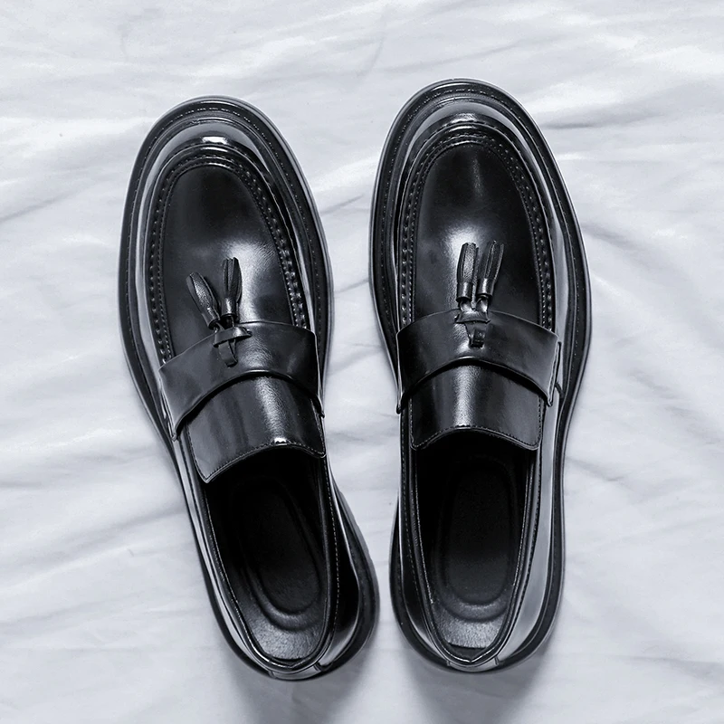 Brand Luxury Tassel Loafers Dress Shoes Men Shoes Black British Style Moccasin Thick Bottom Low Heel Business Formal Mens Shoes