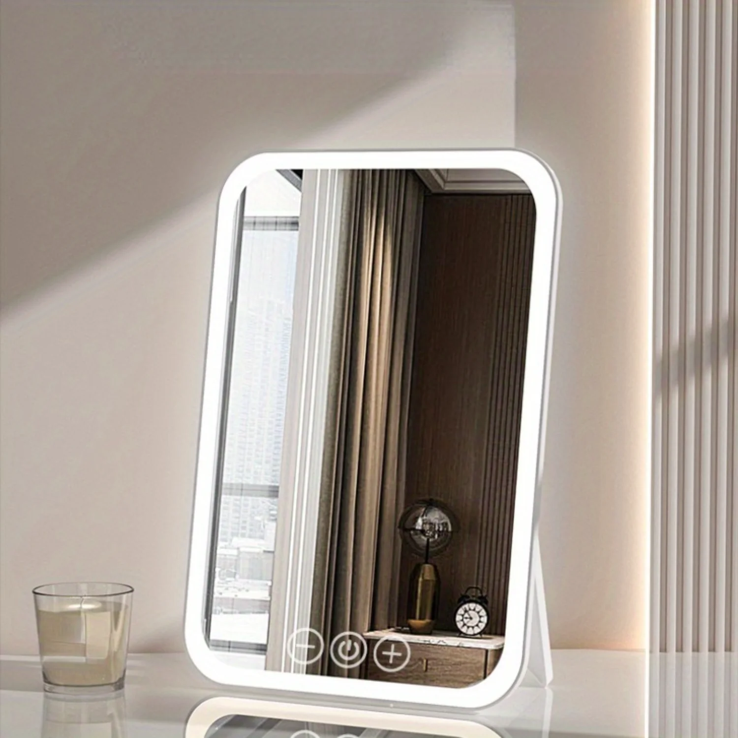 1pc - Gecontroleerde LED-make-upspiegel, draagbare opvouwbare make-upspiegel met invullicht, opladen via USB, schoonheidsspiegel op tafel voor en