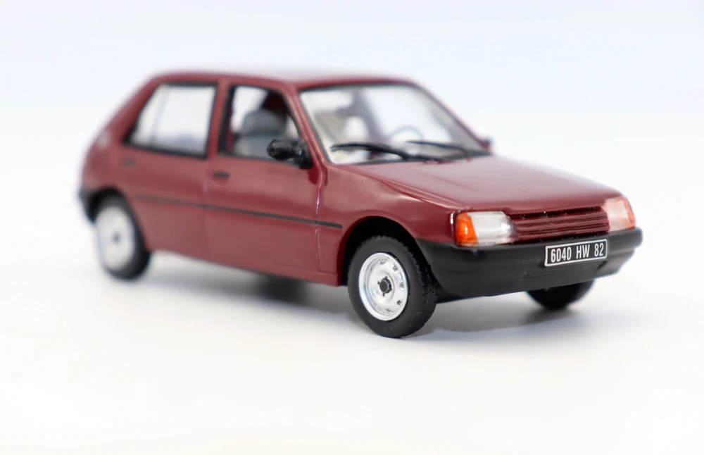 NEW 1/43 Scale Puget 205 GL 1988 Diecast Toy Car Models For Collection Gift