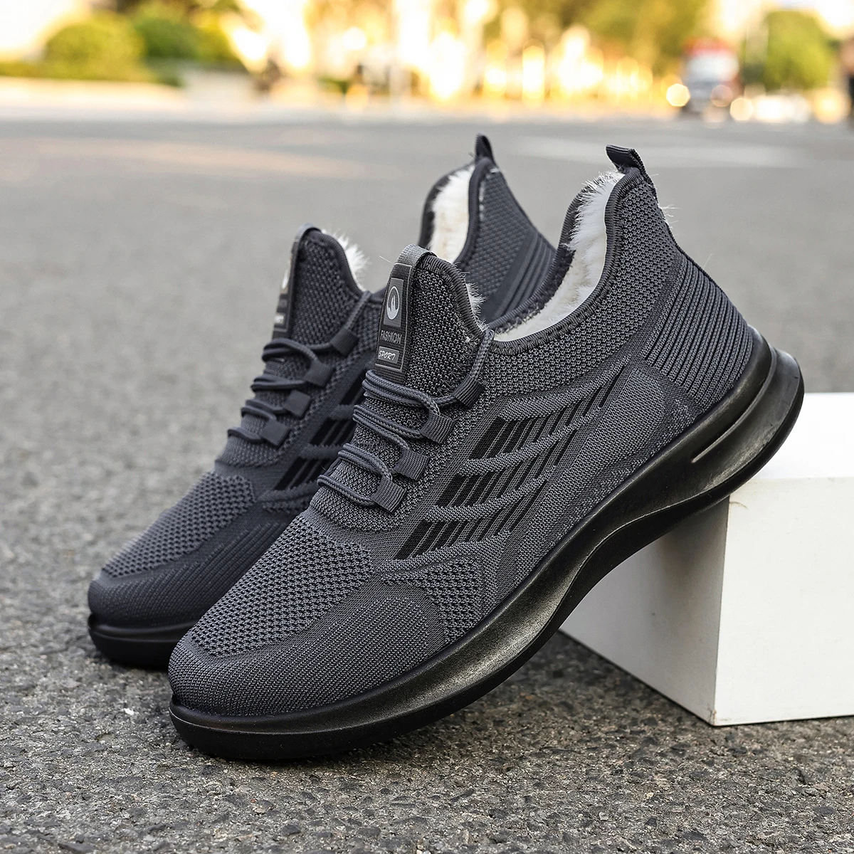 

Мужская зимняя флисовая повседневная обувь 2025 года для уличной одежды, универсальная теплая противоскользящая прочная повседневная обувь для мужчин, бесплатная доставка