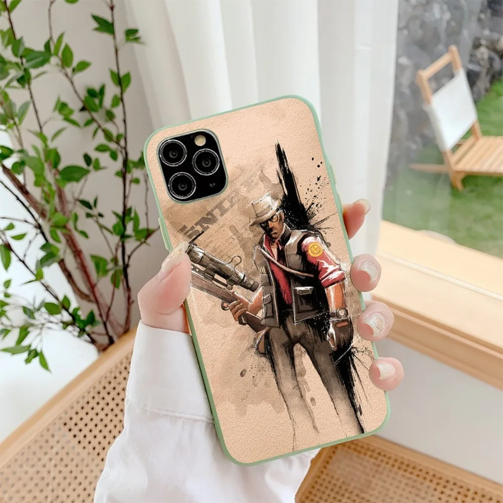 Video Team Game Fortress 2 Phone Case For IPhone 14 11 12 13 Mini Pro Xs Max 8 7 6 6S Plus X XR Solid Candy Color Case