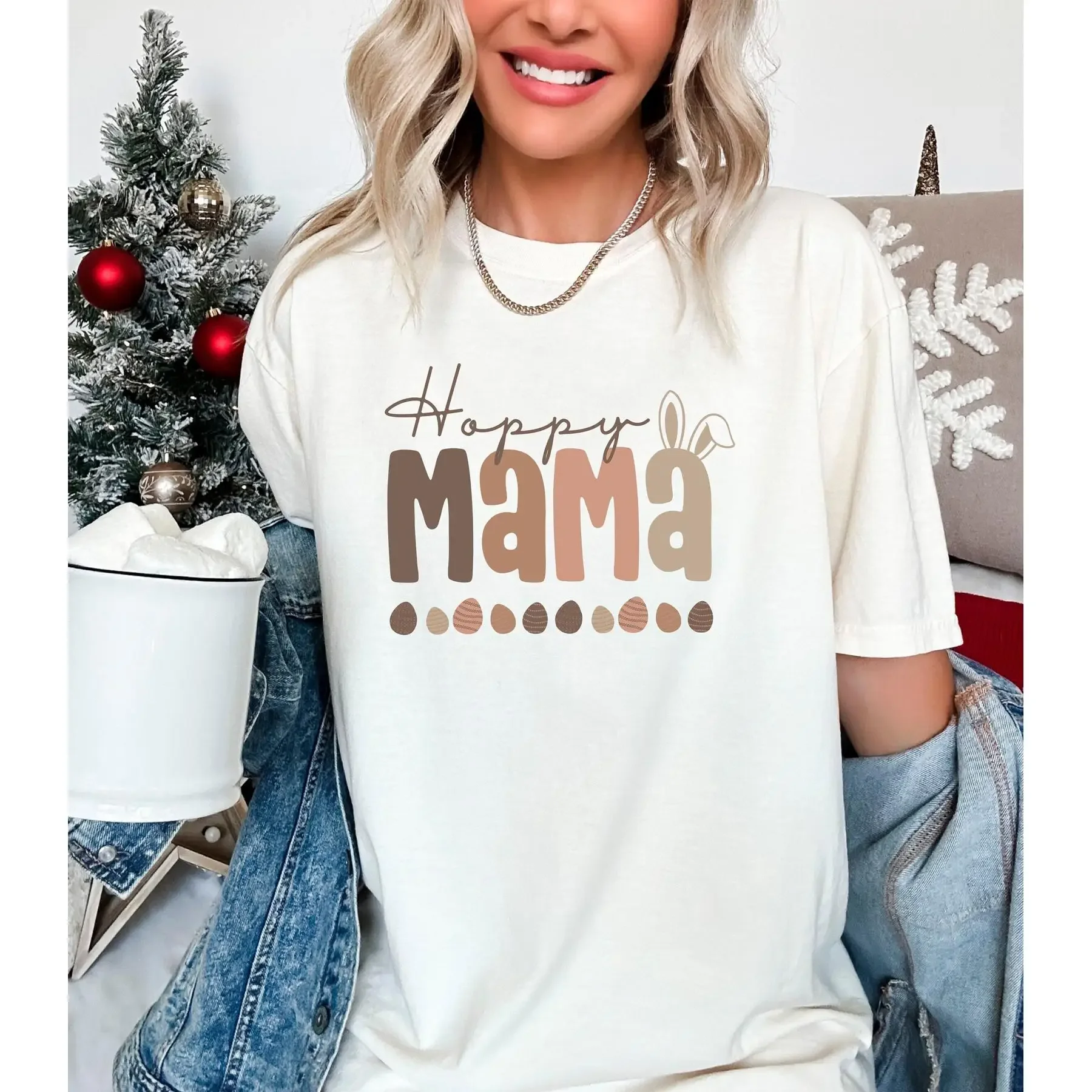 

Комфортная цветная пасхальная футболка Happy Mama, благословеная на День матери