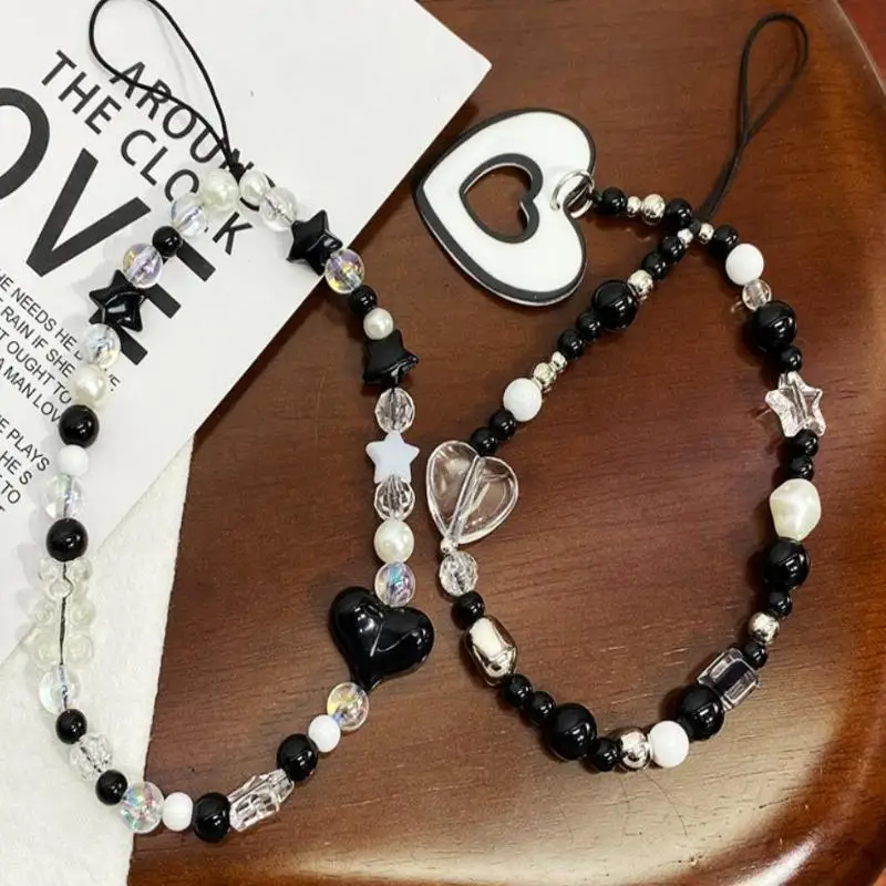 Phone Strap Aesthetic Heart Butterfly Pearl Beaded Hanging Cord Universal for Phone Camera Pendant Bag Women Gift