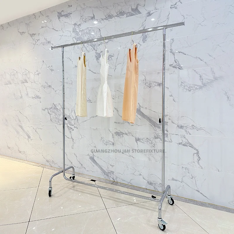 customized.Heavy Duty Silver Stretchable Single Bar Garment Display Rail Stand On Wheels Adjustable Steel Clothes Display