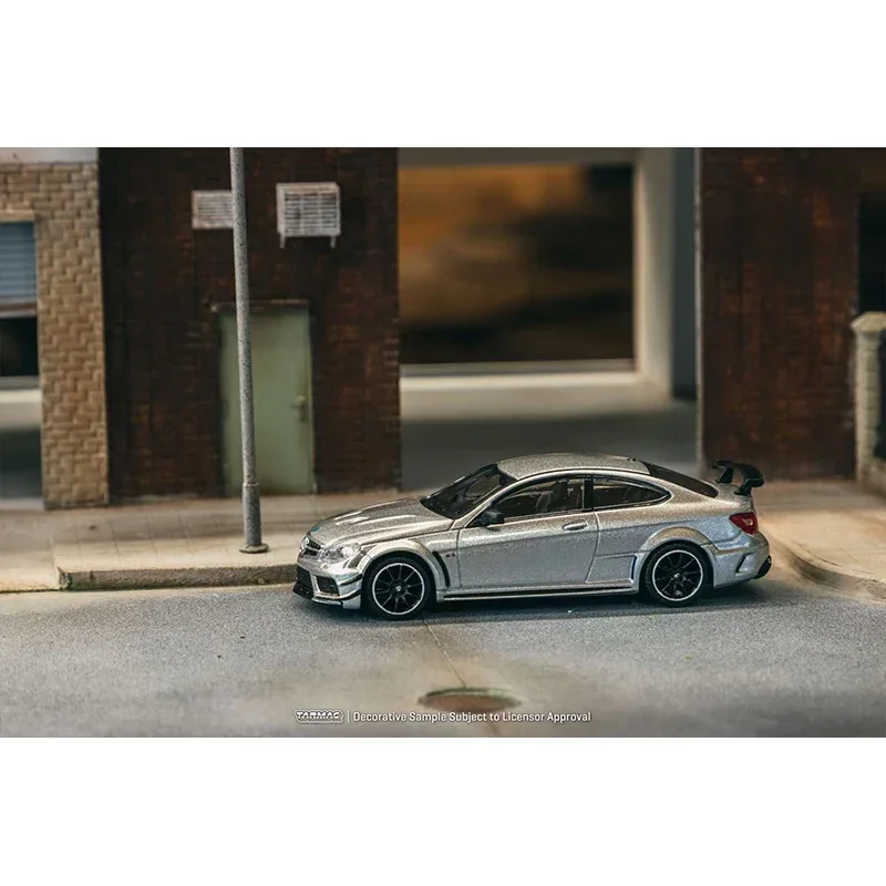 

TW In Stock 1:64 Mercedes Benz AMG C63 Coupe Black Series Silver Metallic Diecast Car Model Collection Miniature Toy