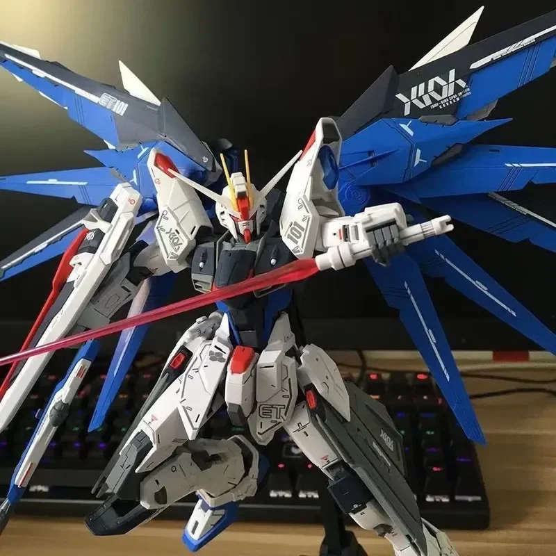 

New Daban 6650 Mg Freedom 2.0 1/100 Assault Assembly Model Toy With Stand Water Decal Robot Action Figure Collectible Toys Gifts