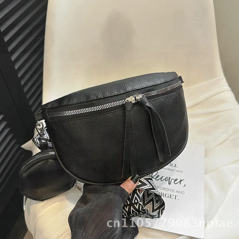 

Women's Crossbody Bag Simple Textured Fashion Casual Lightweight PU Leather Brown Khaki Black White Urban Minimalism Style