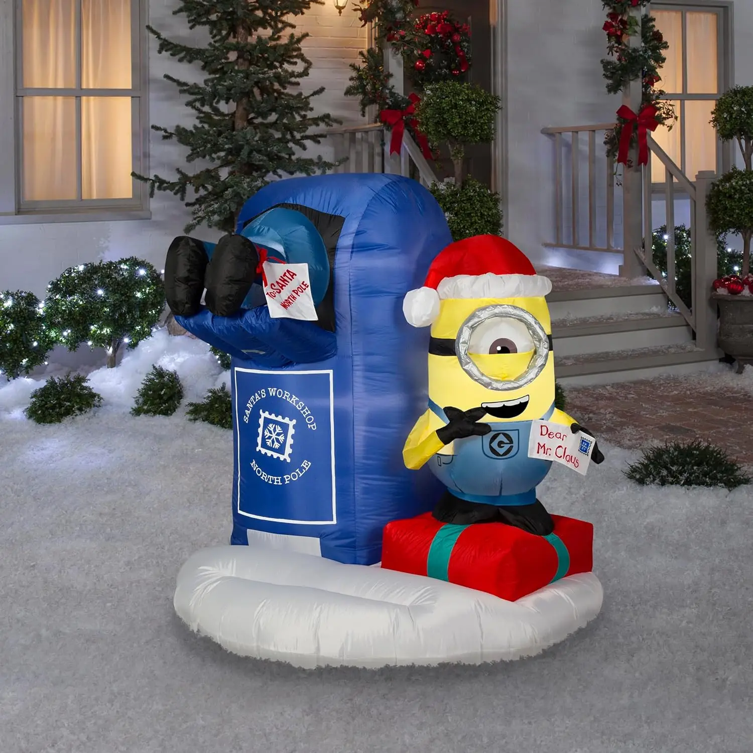 Home Accents Minion Scene Stuart Mailing Letter to Santa Mailbox 53