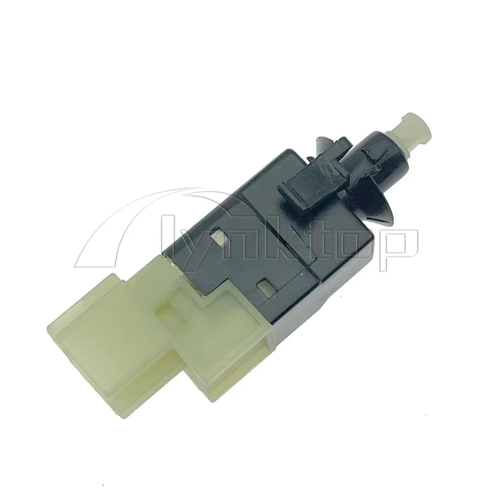 4 Pin Brake Stop Light Switch fit Mercedes Benz A B E CLASS CLS VIANO VITO SPRINTER W211 W219 E320 E350 E550 E63 S63 A0015456709