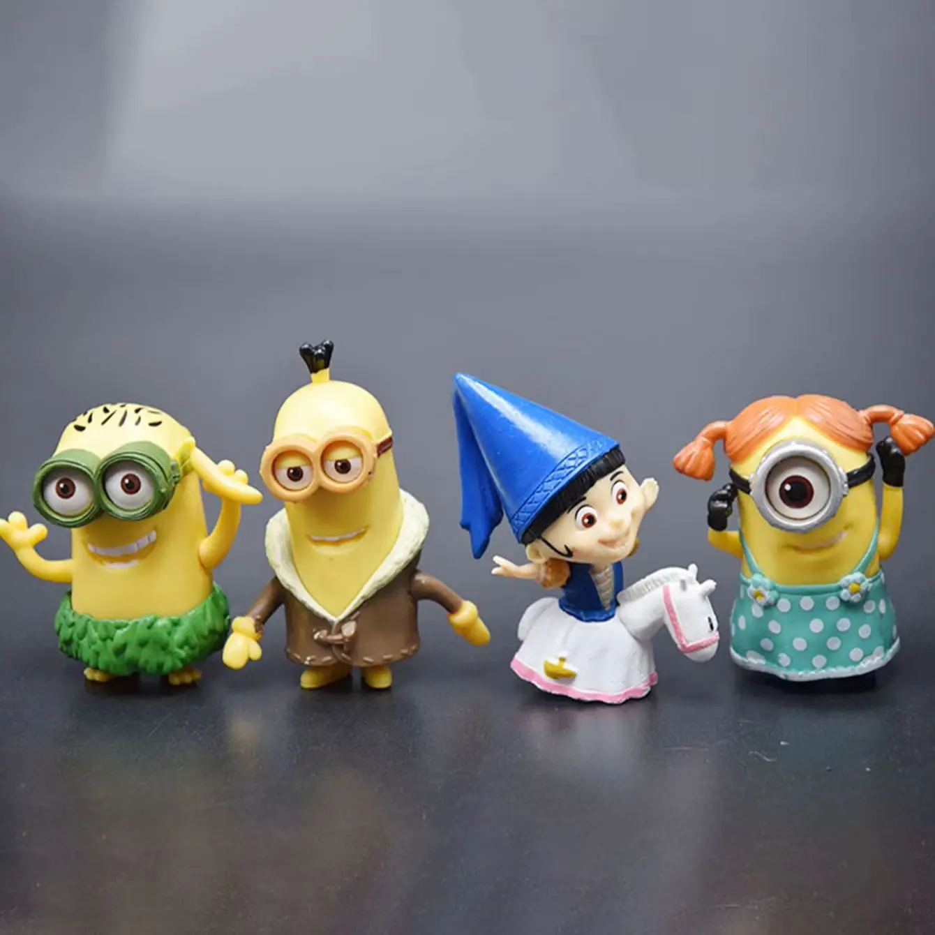10Pcs Cute Character Ornaments, Cozy Corner Decorations, Car Ornaments, Can Be Given as Gifts, Suitable for Various Holiday Gift Displays