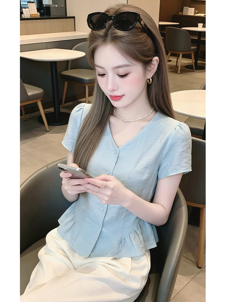 Korean Sweet Fashion Top Women's Summer New Casual Slim V-neck Puff Sleeve Short Sleeve Shirt Loose Style Casual Fashion