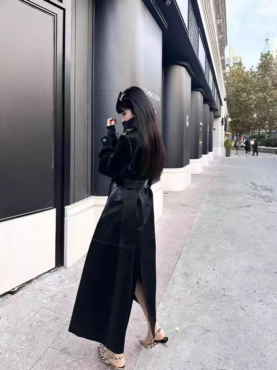 Luxe Hoogwaardige Leren Jas Vrouwen Lange Trenchcoat Double-Breasted Belted Lange Mouwen Revers Ontwerp Bovenkleding Streetwear