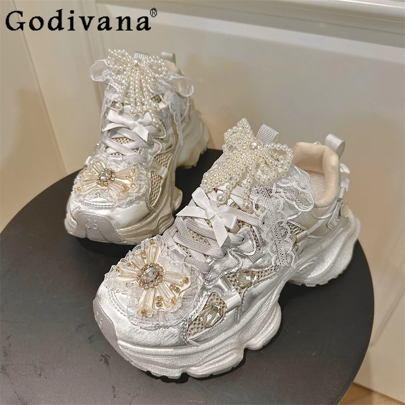 أحذية رياضية فضية سميكة سوليد مكتنزة للنساء أحذية رياضية بيضاء بفيونكة من حجر الراين متعددة الاستخدامات #6