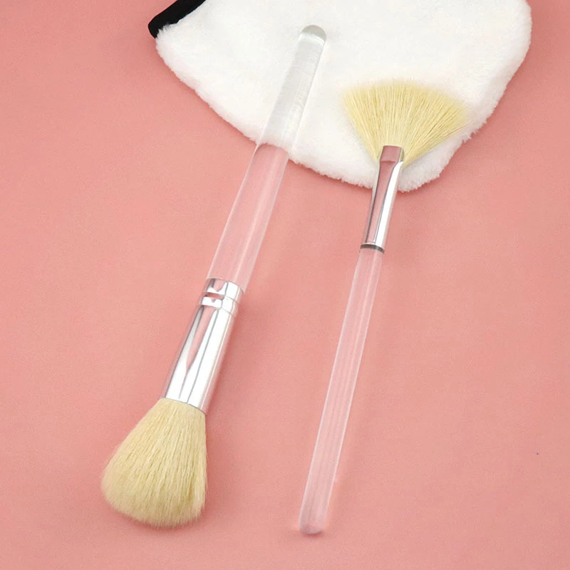 Mini Gentle Esthetician Cleaning Cosmetic Small White Short Wooden Handle Synthetic Fiber Fan Brushes For Facial