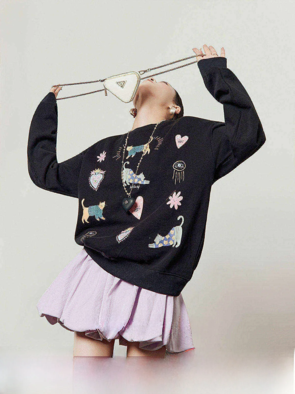

Black Casual Loose Women's Sweatshirt Spring 2026 New Lazy Style round Neck Long Sleeve Regular Thickness Comfortable Top