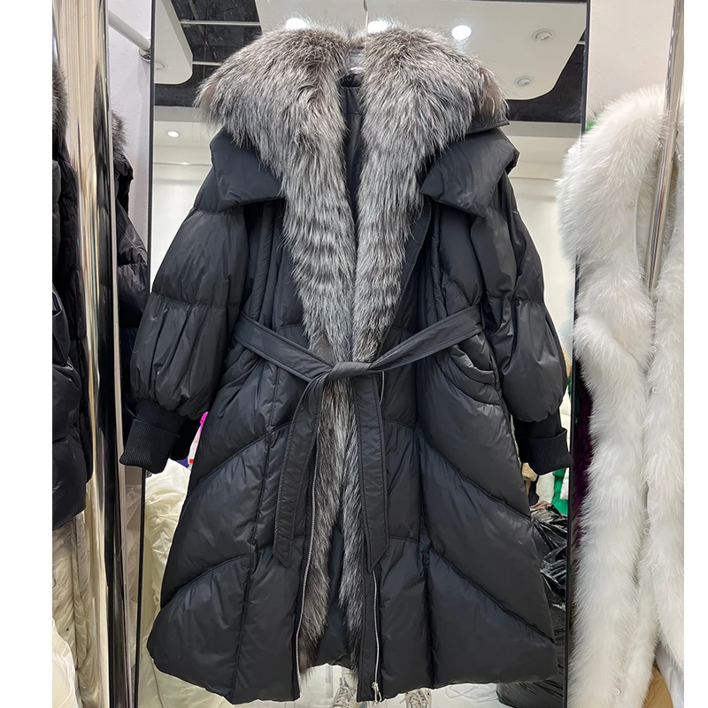 

Новинка 2025 года, женская куртка премиум-класса с меховым воротником и капюшоном, длинная теплая верхняя одежда выше колена с застежкой на талии