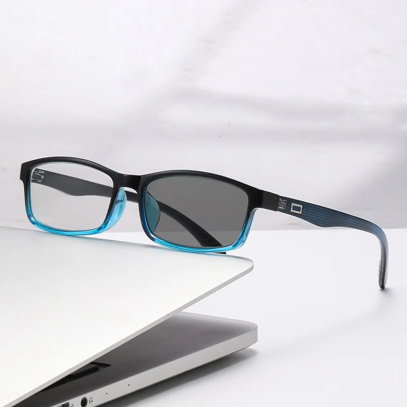 

2PCS Fashion Photochromic Progressive Glasses for Men Square Glasses Anti Blue Light Glasses TR90 +100 +150 +200 +250 +300 +350